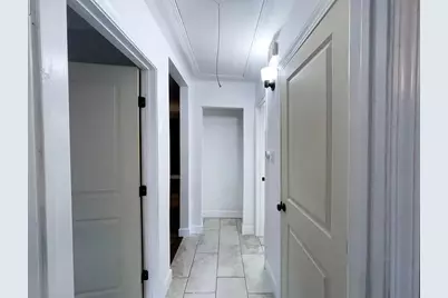 5211 Myrtlewood Street, Houston, TX 77033 - Photo 10
