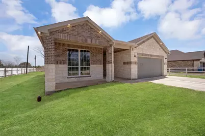 248 Alleda, Waller, TX 77484 - Photo 2