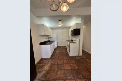 14 Lakeway Street, Conroe, TX 77304 - Photo 4