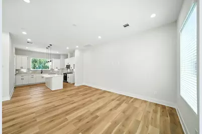 2306 Hoskins Drive #B, Houston, TX 77080 - Photo 12