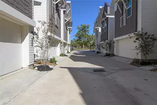 881 Rachel St, Houston, TX 77091 - Photo 2
