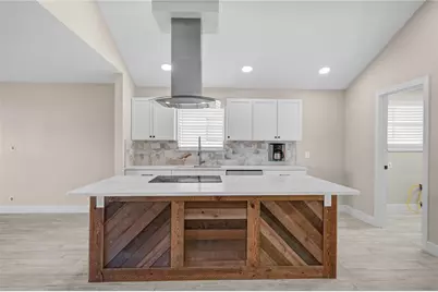 9402 Val Verde Street, Houston, TX 77063 - Photo 10