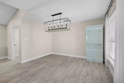 9402 Val Verde Street, Houston, TX 77063 - Photo 6