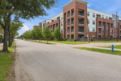 2110 Shearn Street #16, Houston, TX 77007 - Photo 32