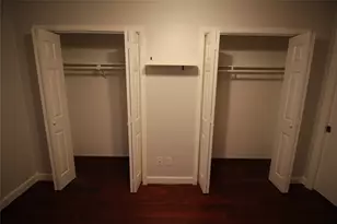 8277 Kingsbrook Rd, Houston, TX 77024 - Photo 18