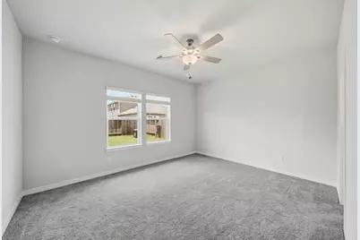 302 Amy Street, Angleton, TX 77515 - Photo 12