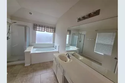 2715 Riverhollow Lane, Sugar Land, TX 77479 - Photo 28