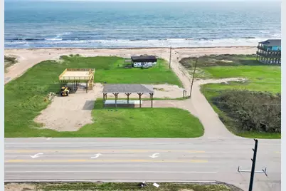 996 S Mae Street, Gilchrist, TX 77617 - Photo 14