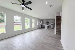 6711 Rowell Ct, Houston, TX 77489 - Photo 10