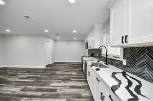 3009 Stacy Ln, Deer Park, TX 77536 - Photo 4