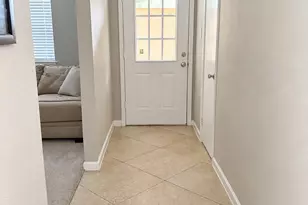 604 Linda Ln, Alvin, TX 77511 - Photo 2