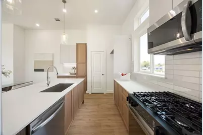 1739 Mary Street, Houston, TX 77026 - Photo 16