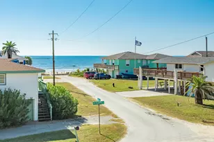 12940 John Reynolds Rd, Galveston, TX 77554 - Photo 14