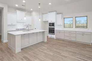 12735 Copperbush Dr, Conroe, TX 77302 - Photo 14