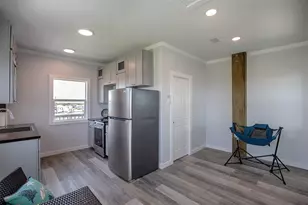 109 Ocean Tide Dr, Crystal Beach, TX 77650 - Photo 14