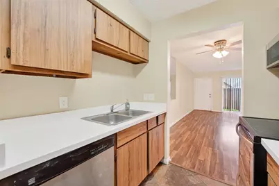 3919 Fairmont Parkway #195, Pasadena, TX 77504 - Photo 4