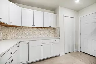 2005 Mary Moody Northen Blvd, Galveston, TX 77551 - Photo 10
