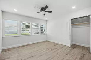 2005 Mary Moody Northen Blvd, Galveston, TX 77551 - Photo 20