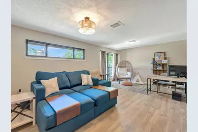 16570 Space Center Boulevard, Houston, TX 77058 - Photo 26