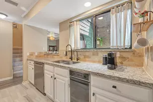 16570 Space Center Blvd, Houston, TX 77058 - Photo 10