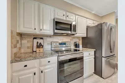 16570 Space Center Boulevard, Houston, TX 77058 - Photo 12
