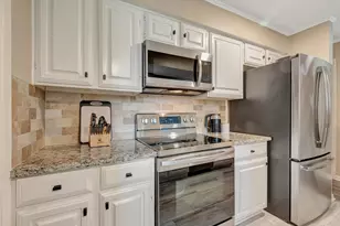 16570 Space Center Blvd, Houston, TX 77058 - Photo 12