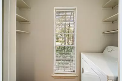 19 Tulip Hill Court, The Woodlands, TX 77380 - Photo 10