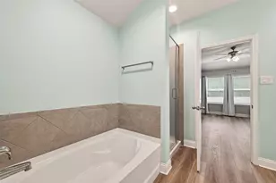 2350 Strong Horse Dr, Conroe, TX 77301 - Photo 30