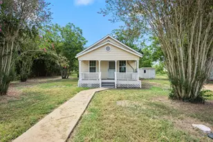 137 Co Rd 202, Weimar, TX 78962 - Photo 2