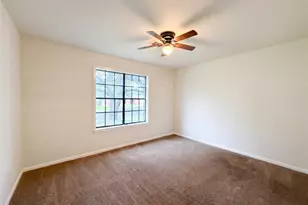 1001 Windy Dr, Brenham, TX 77833 - Photo 4