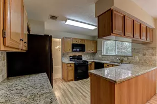 3302 Creek Shadows Dr, Houston, TX 77339 - Photo 18