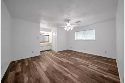 162 Greenleaf Lane, Conroe, TX 77304 - Photo 14