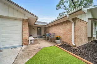 162 Greenleaf Ln, Conroe, TX 77304 - Photo 4