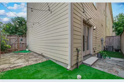 2609 Detering Street, Houston, TX 77007 - Photo 4