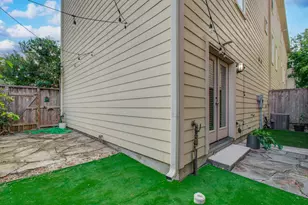2609 Detering St, Houston, TX 77007 - Photo 4