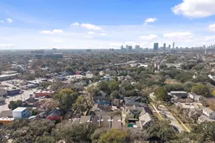 2612 Yupon St, Houston, TX 77006 - Photo 40