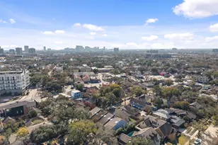 2612 Yupon St, Houston, TX 77006 - Photo 38