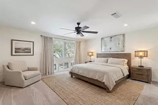 2612 Yupon St, Houston, TX 77006 - Photo 8