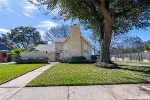 2542 Hodges Bend, Sugar Land, TX 77479 - Photo 2