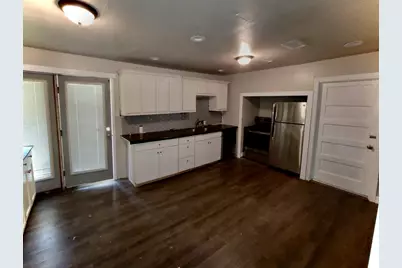 2425 8th Avenue, Port Arthur, TX 77642 - Photo 4