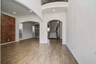 13514 Broadmeadow Ln, Houston, TX 77077 - Photo 4