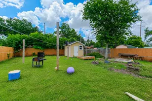 9414 Ashville Dr, Houston, TX 77051 - Photo 20