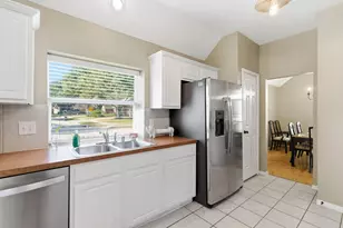 2202 Stoneycreek Park Ct, Conroe, TX 77385 - Photo 18