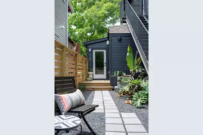 601-602 Fairview Avenue, Houston, TX 77006 - Photo 6