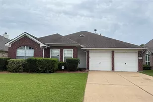 4919 Lochman Ln, Pearland, TX 77584 - Photo 1