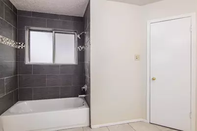 4930 Shadowdale Drive, Houston, TX 77041 - Photo 16