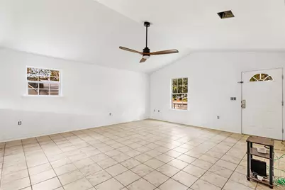 7770 Fm 834 E, Hull, TX 77564 - Photo 8