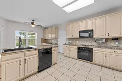 1602 Seminole Street, Deer Park, TX 77536 - Photo 12