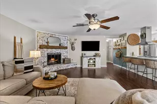 5413 Rock Springs Dr, La Porte, TX 77571 - Photo 6