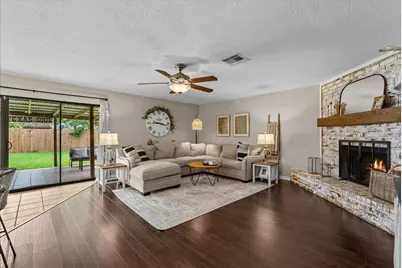 5413 Rock Springs Drive, La Porte, TX 77571 - Photo 6